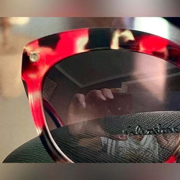 Salvatore Ferragamo Red/Black/Gold Tortoiseshell oversized Sunglasses - Picture 10 of 15